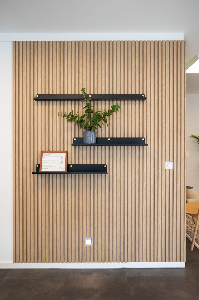 Image 3 of 8 in Akupanel | 300 gallery