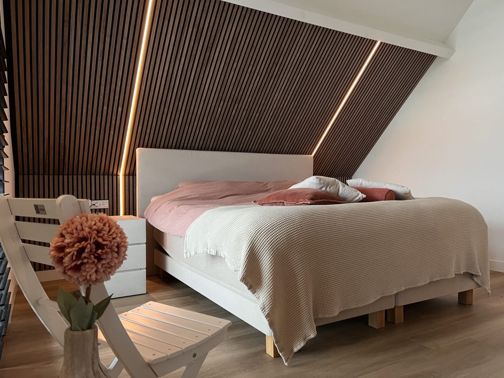 Image 5 of 9 in Akupanel | 240 gallery