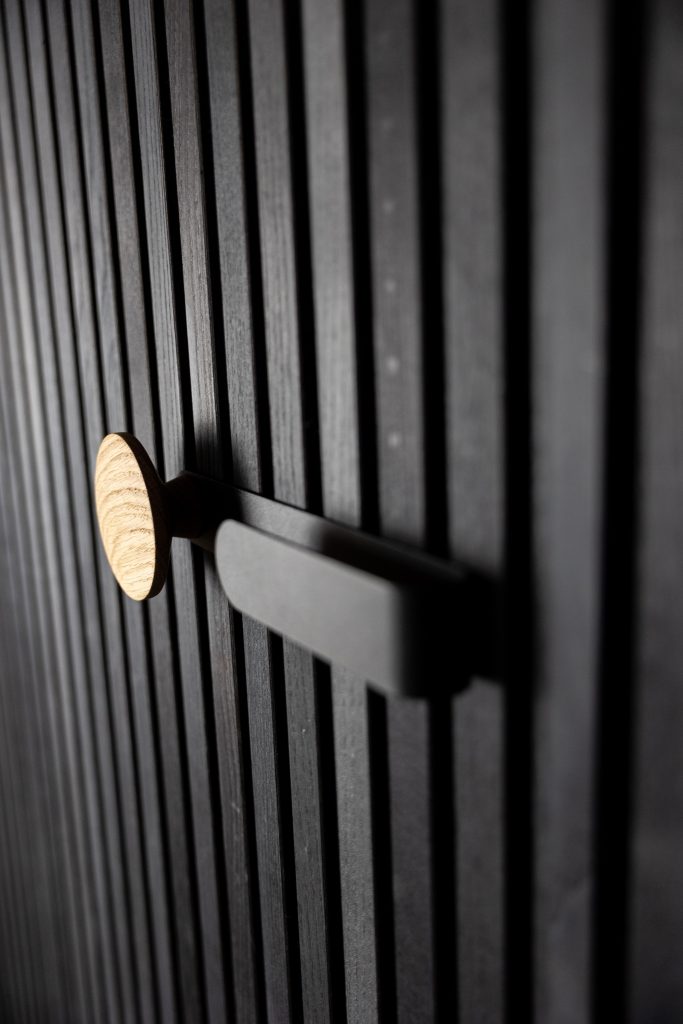 Image 5 of 7 in Create | Hangers gallery