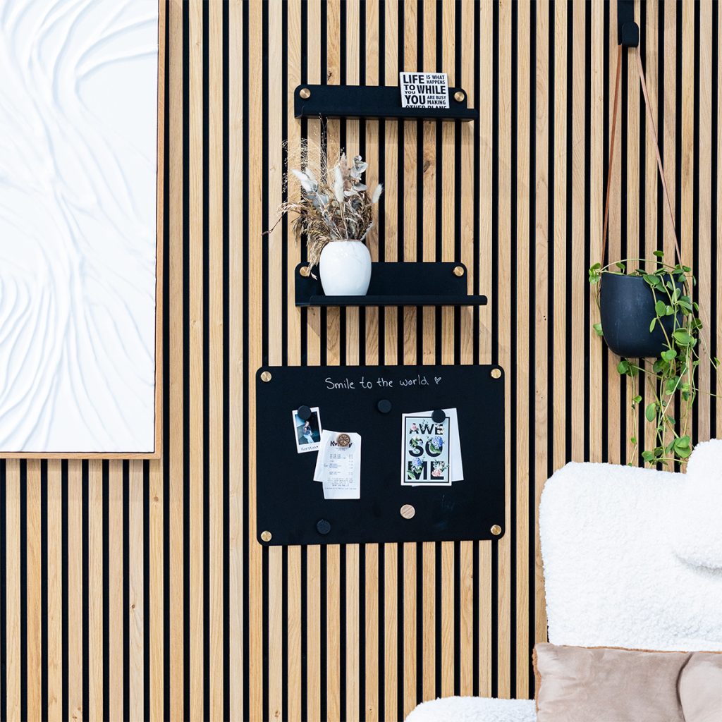 Image 1 of 8 in Magnetic Board gallery