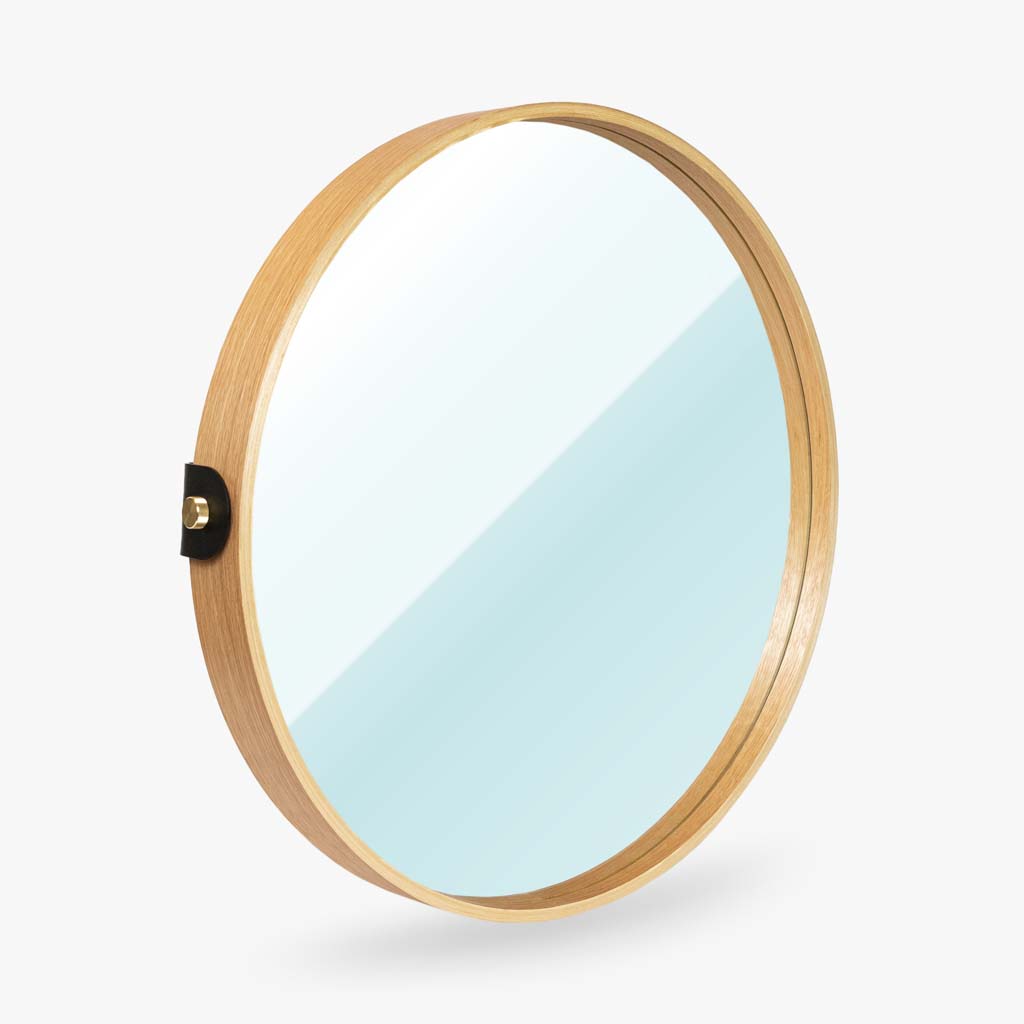 Image 4 of 4 in CREATE | Mirror gallery