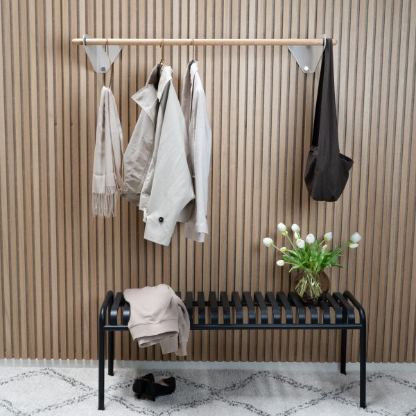 Linn Coat Rail