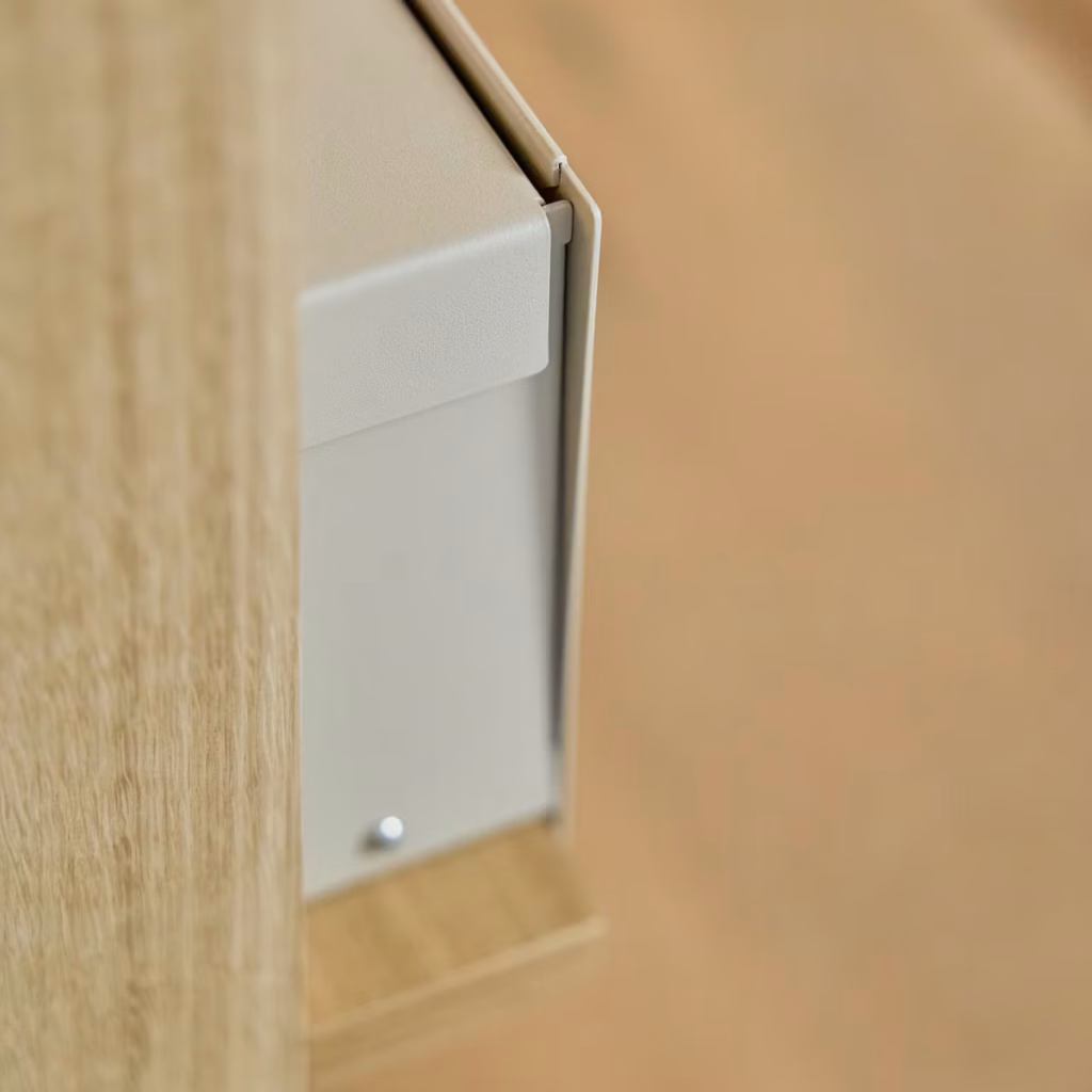 Image 3 of 9 in EMBRACE | Nell Metal Box gallery